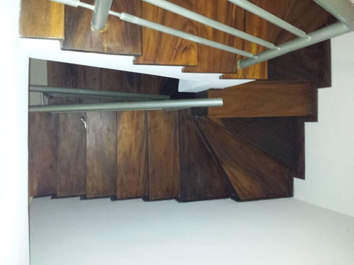 Imagen 10 de 20 de Town House En Venta Con Planta Eléctrica En El Trigal Norte, Residencias Monte Plata.