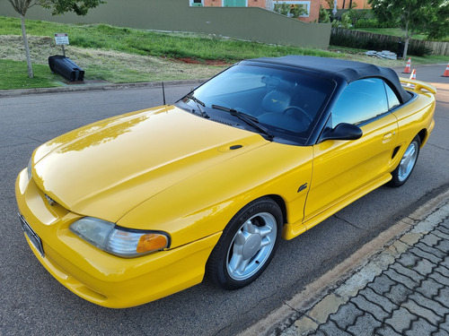 Mustang V8 Conversível