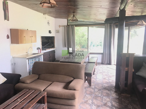Chacra A 15 Minutos De Punta Del Este. 3 Dormitorios, Casita De Huespedes, Capacidad 10 Personas- Ref: 176