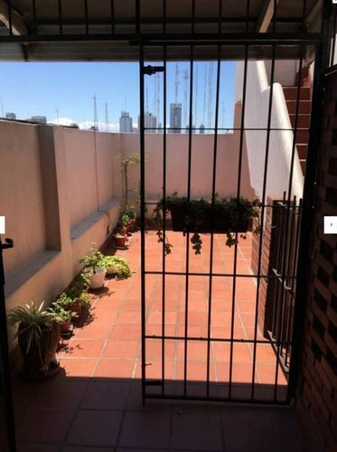 Imagen 2 de 12 de Departamento 3 Amb. Con Patio Excelente Estado