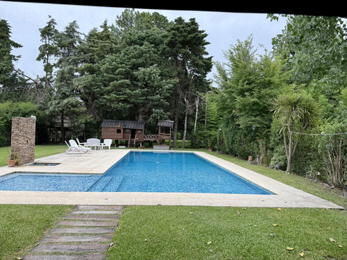 Venta Casa 4 Ambientes, Jacuzzi. Apta Credito. Parque Sakura. Exaltacion De La Cruz