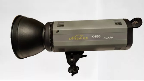 Lámpara De Luz Flash Estroboscópica Nice K600 De 600w