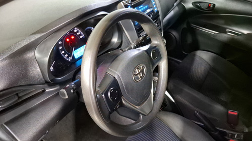 Toyota Yaris 1.5 CORE AUTO
