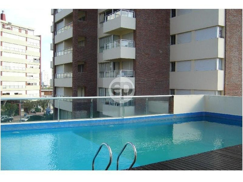 Departamento - Playa Mansa
