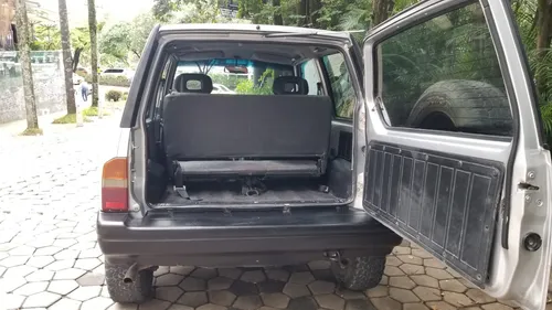 Chevrolet Vitara 1.6l 97 hp