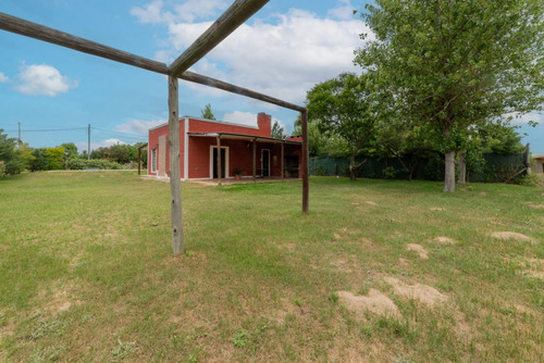 Casa/quinta En Venta De 2 Dormitorios, Arroyo Leyes