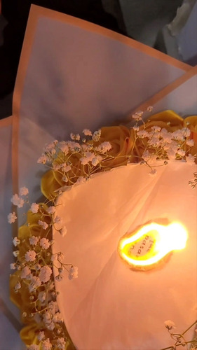 Ramo De Rosas Eternas De Fuego Amarillo