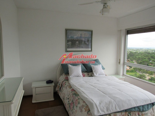 Imagen 15 de 30 de Venta De Apartamento De Dos Dormitorios En Punta Del Este