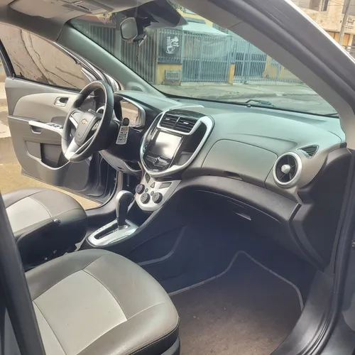 Chevrolet Sonic 1.6 Lt 5 p