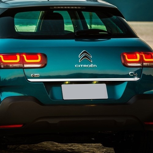 Imagem 2 de 4 de Friso Porta-malas Citroen C4 Cactus 19/2020 Cromado Resinado