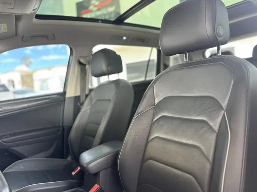 Volkswagen Tiguan 2.0 Highline At