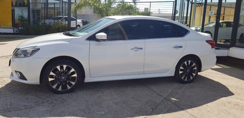 Nissan Sentra Sr Cvt 2017
