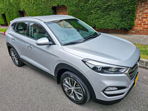 Hyundai Tucson GL PREMIUM 2.0L AT 2AB ABS 4X2 FE