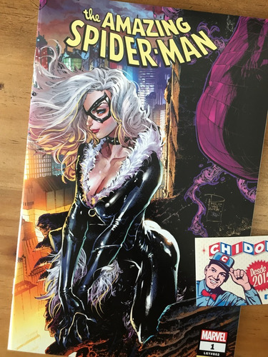 Comic - Amazing Spider-man #1 #802 Philip Tan Black Cat