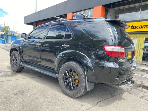 Toyota Fortuner 3.0 Sr5