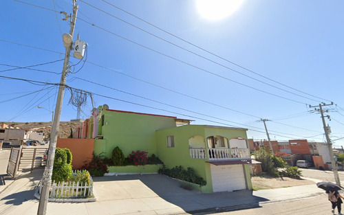 Casa En Remate Bancario En Los Valles, Tijuana Jp25