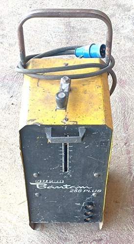 Maquina Solda Esab Super Bantam 256 - 110/220v C/ Plugue Amarelo (Usado)