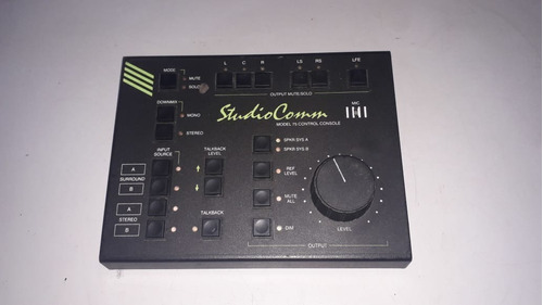 Studiocomm Model 75 Console Controle  (e)