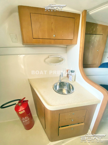 Imagem 8 de 8 de Yacxo 30.7, 2012, 2x Mercruiser Qsd 170hp - Phantom