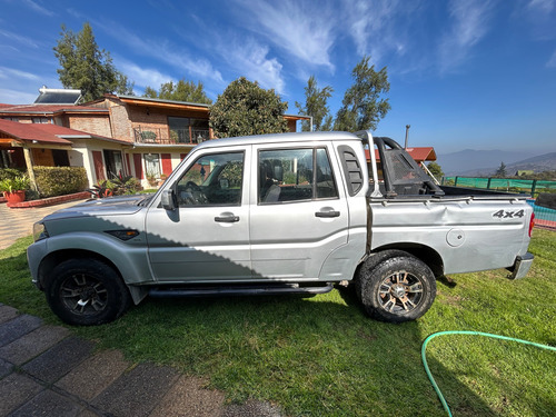 Mahindra Pik-Up D/C 2.2 Crde Mt 4X4