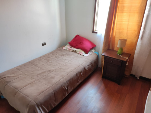 Maipú, Vende Casa De 2 Pisos, 5 Dorm, 2 Baños, 1 Estc.-