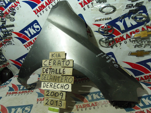 Tapabarro Delantero Derecho Kia Cerato 2009-13 (detalle)