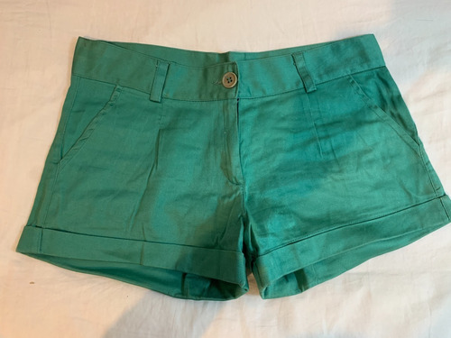 Short De Gabardina Talle 36 / S  Verde