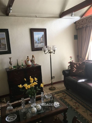 Imagen 3 de 10 de Casa En Venta En Las Condes