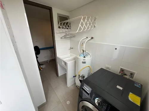 Apartamento En Arriendo Amoblado En El Poblado Milla De Oro