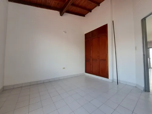 Casa En Arriendo En Niza. Cod A2482