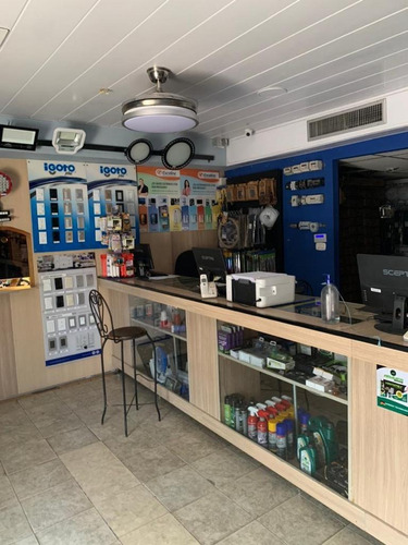 Imagen 2 de 8 de Venta Local Comercial. Excelente Ubicación Comercial