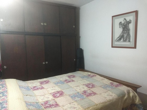 Imagen 11 de 23 de Ph Frente - 3 Ambientes - Fondo - Cocheras - Servicios - Cas