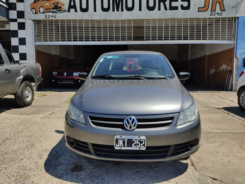 Volkswagen Voyage 1.6 Confortline 101cv