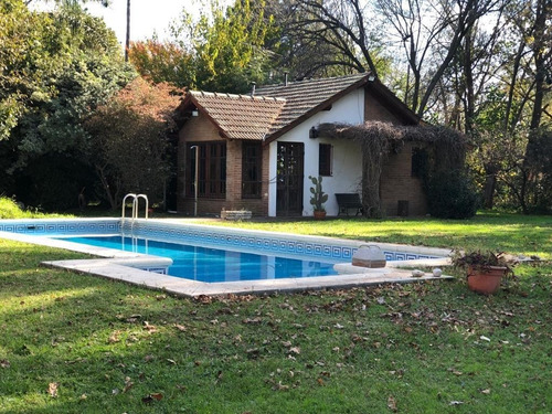 Imagen 2 de 19 de Casa Quinta 6 Amb Con Piscina, Sauna Y Casa De Huespedes, Lote 1750 M2