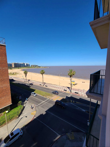 ¡alquiler En Pocitos Con Vista Al Mar! Rambla Y Pereira