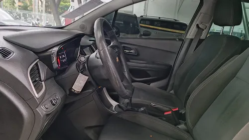 Chevrolet Tracker AWD AT