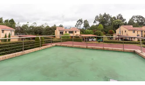 Casa En Arriendo En Guaymaral. Cod V8513