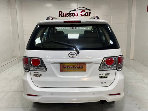 Toyota Hilux SW4 2.7 SR 4X2 16V FLEX 4P MANUAL