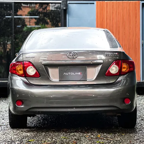 Toyota Corolla 1.8 Xei Automática
