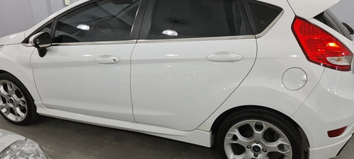 Ford Fiesta Kinetic Design 1.6 Design 120cv Titanium 2011