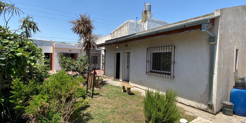 Venta Casa 4 Amb,  Parque Y Depto Anexo Merlo