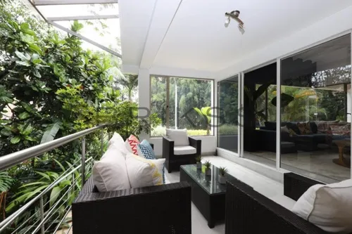 Casa En Venta En El Poblado. Cod V50795