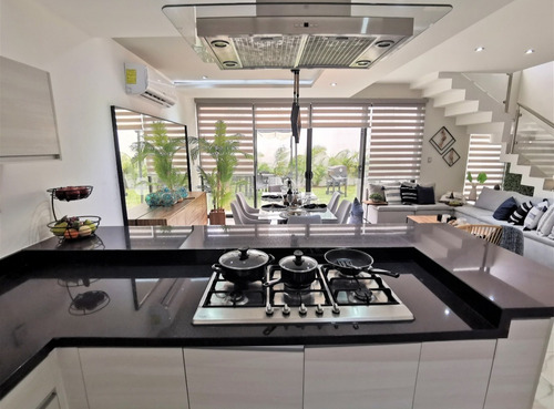 Imagen 3 de 13 de Casa En Residencial Estilo Resort En Playa Del Carmen 3 Rec
