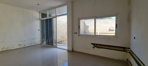 Imagen 11 de 17 de En Venta Exclusivo Townhouse En La Trigaleña Obra Blanca135541