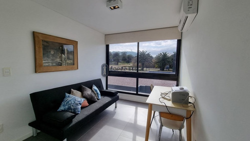 Imagen 26 de 30 de Apartamento - Grand Bay Residences 104