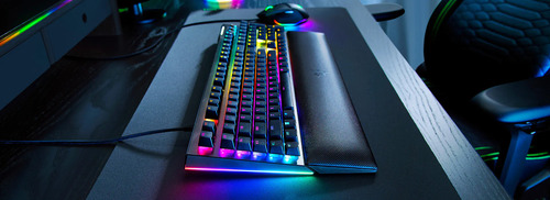 Teclado Mecánico Razer Blackwidow V4 Rgb Switch Verde Negro