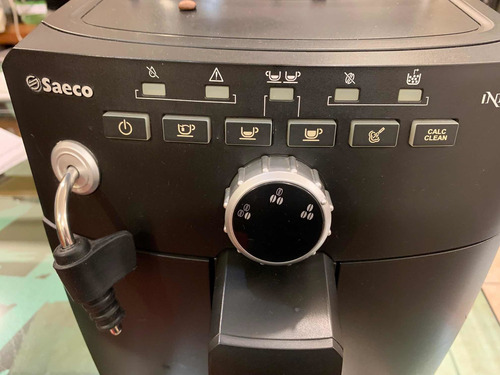 Cafetera Saeco Intuita Súper Automática (Usado)