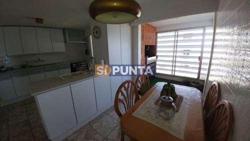 Imagen 8 de 20 de Apartamento En Venta - Playa Mansa