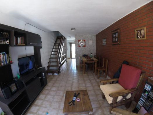 Venta Triplex 4 Ambientes En Mar De Ajo