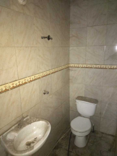 Imagen 5 de 8 de Local Comercial En Alquiler. Entre Urb. San José Y Piñonal. Maracay